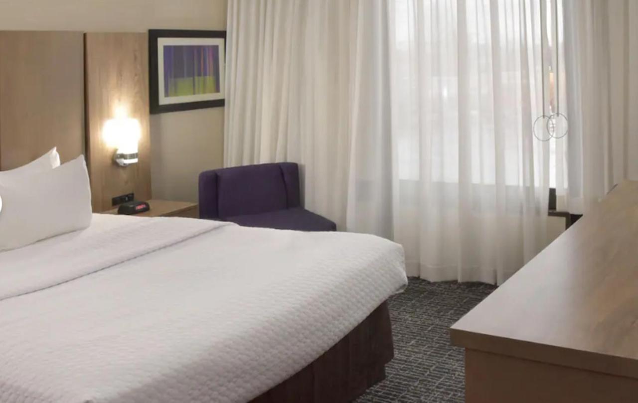 Crowne Plaza Cleveland Airport By Ihg Hotel Middleburg Heights Kültér fotó