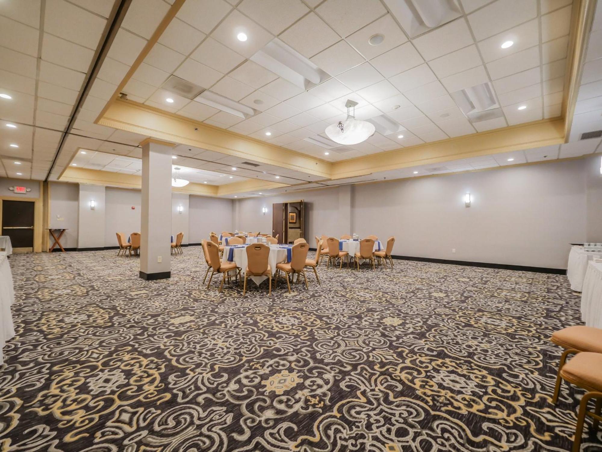 Crowne Plaza Cleveland Airport By Ihg Hotel Middleburg Heights Kültér fotó
